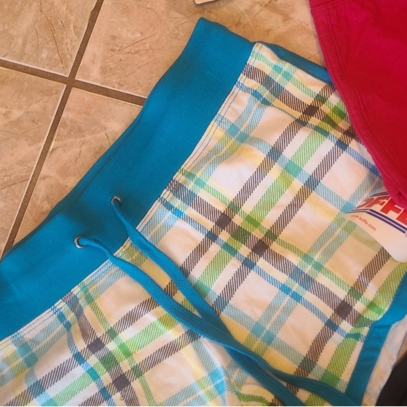 Lot of junior shorts - Picture 5 of 6